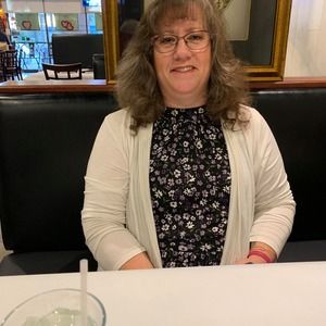 Meet your Posher, Carolyn